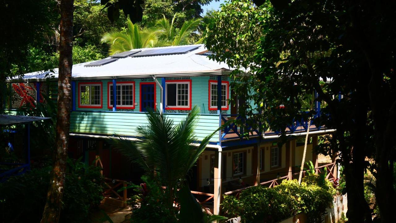 Tesoro Escondido Ecolodge Cabinas Bocas Town Bagian luar foto