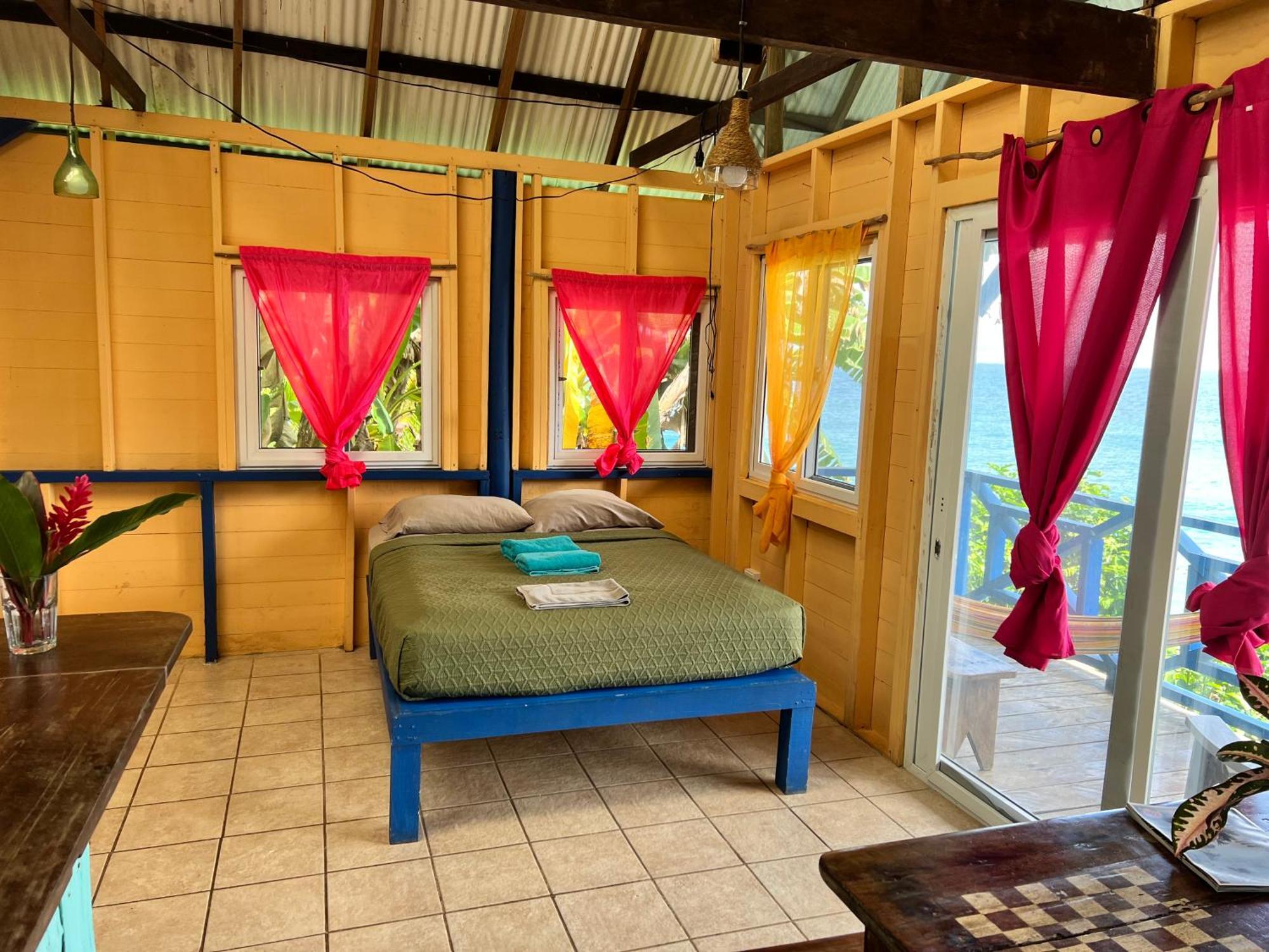 Tesoro Escondido Ecolodge Cabinas Bocas Town Ruang foto